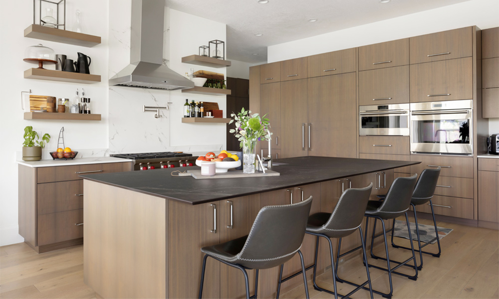 Kitchen Cabinet with Island Veneer Finish Minimalist Style Space-saving Layout Durable for Modern Rental Apartments