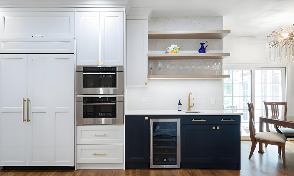 Kitchen Cabinet Scratch-Proof Lacquer Finish Elegant Style Functional Design for Modern Families